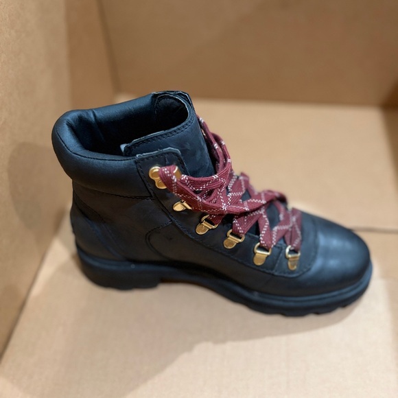 Black Sorel Boots with Red Laces sz 7.5 - Picture 10 of 11